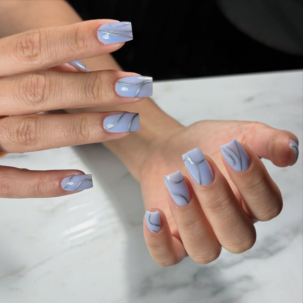 Lavanta tonlarında ince çizgi nail art - Nail Islands Kuşadası